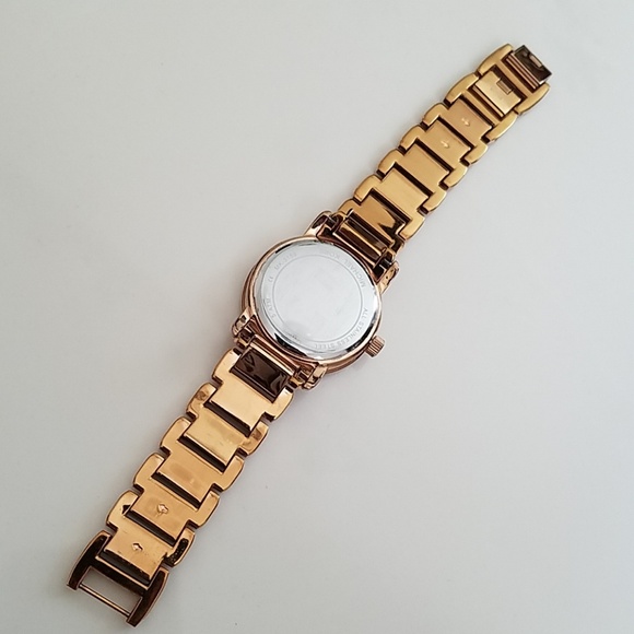 🎀SEE NEW LISTING🎀 Michael Kors Rose Gold Watch - Picture 8 of 8